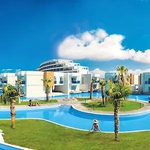 Aquasis De Luxe & Отель